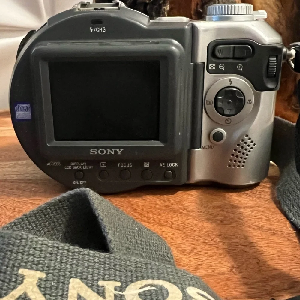 Sony Mavica cd Mvc-cd400 camera